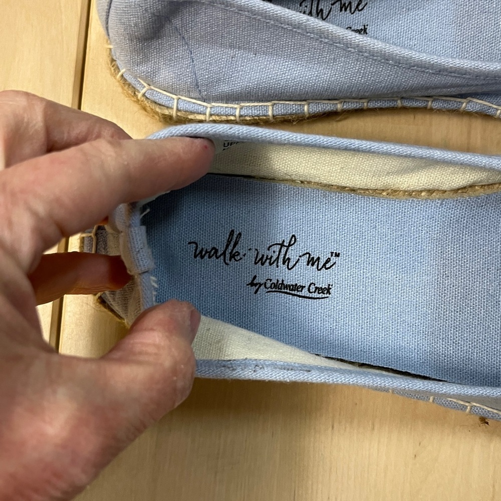 Coldwater Creek Light Blue w/ Embroidered Hummingbird Espadrilles Women’s 8.5 - Picture 13 of 16